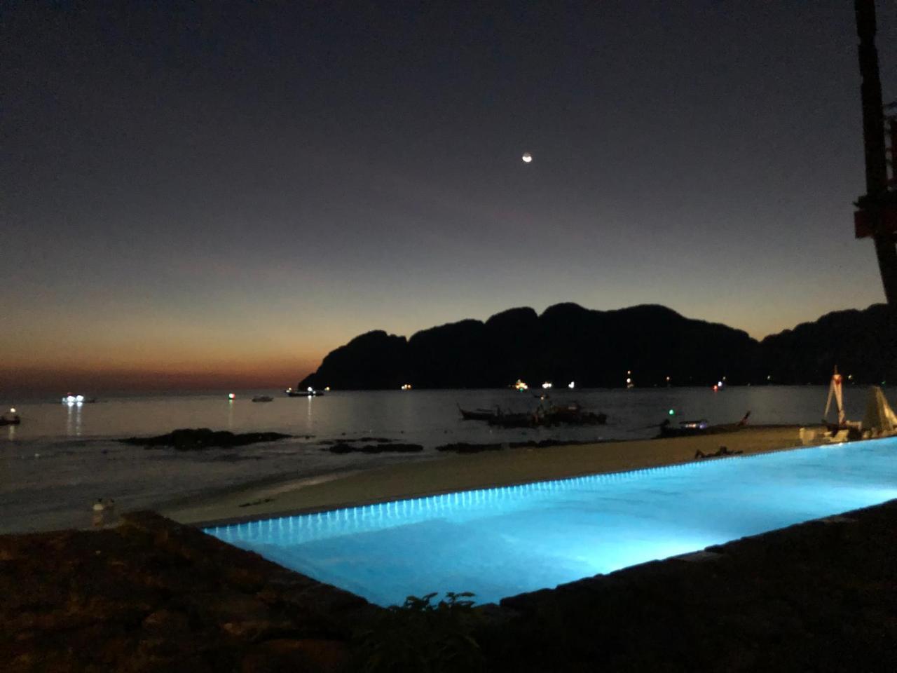 Phi Phi The Beach Resort Esterno foto