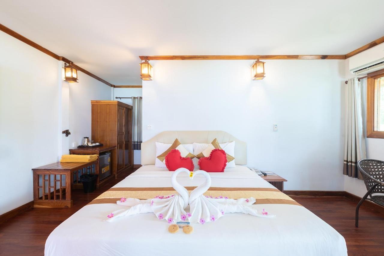 Phi Phi The Beach Resort Esterno foto